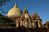 Bagan Myanmar. Dhammayazika pagoda. 